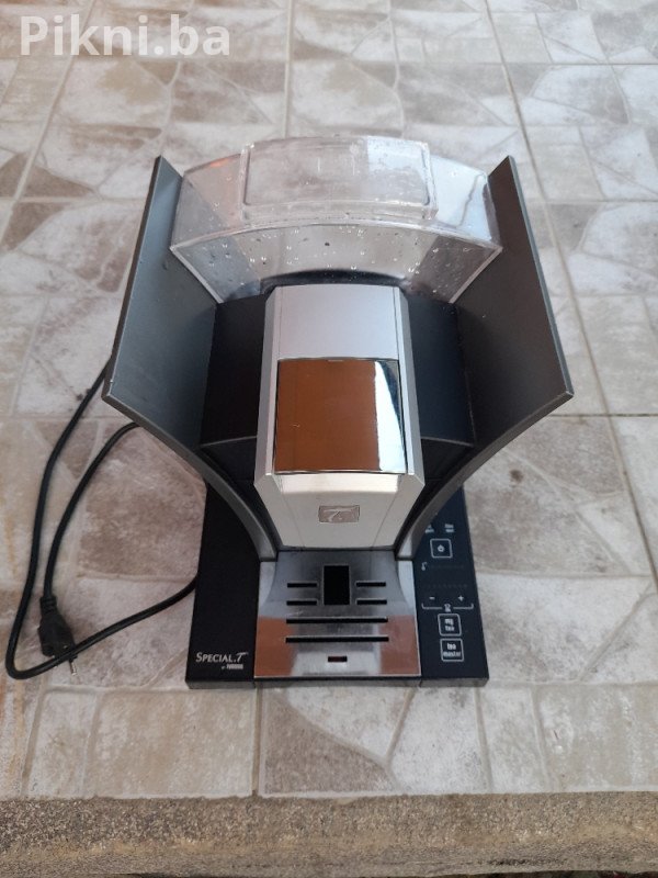 SPECIAL.T by Nestle Aparat za Čaj Kafu - 1630W - SAMO 80 KM!