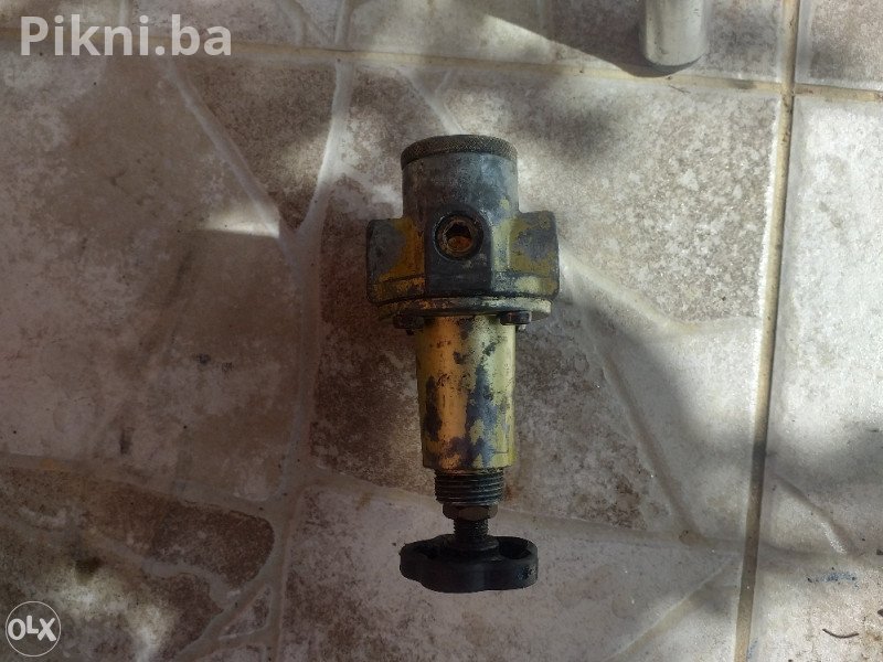 Regulator Pritiska FESTO 250 Bar s Manometrom - Industrijski