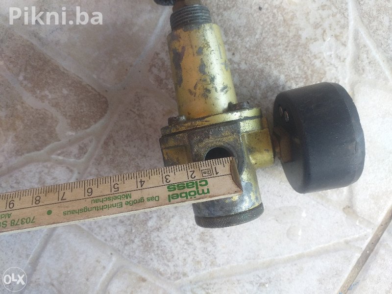Regulator Pritiska FESTO 250 Bar s Manometrom - Industrijski