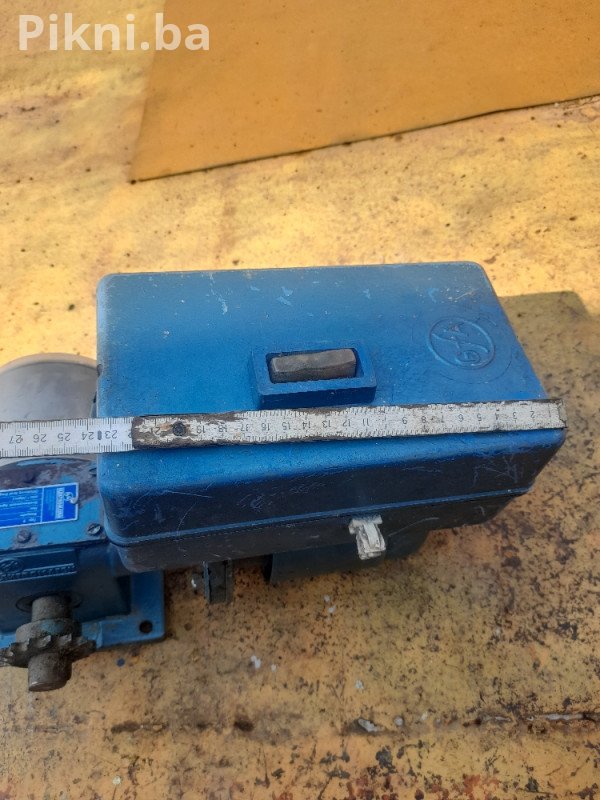Elektro motor sa puz reduktorom 180w 24 obrtaja