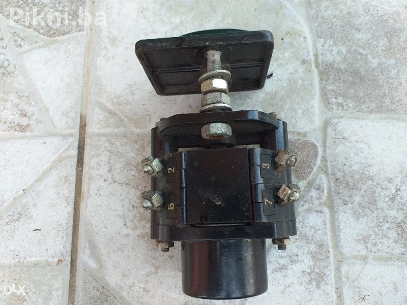 Grebenasti prekidaci elektro materijal šalteru