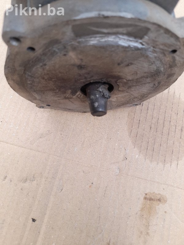 Elektro motor 220v elektronika elektomotori