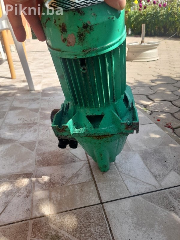 Hidroforska Pumpa MARINA (Made in Italy) Sa sklopkom i manometr