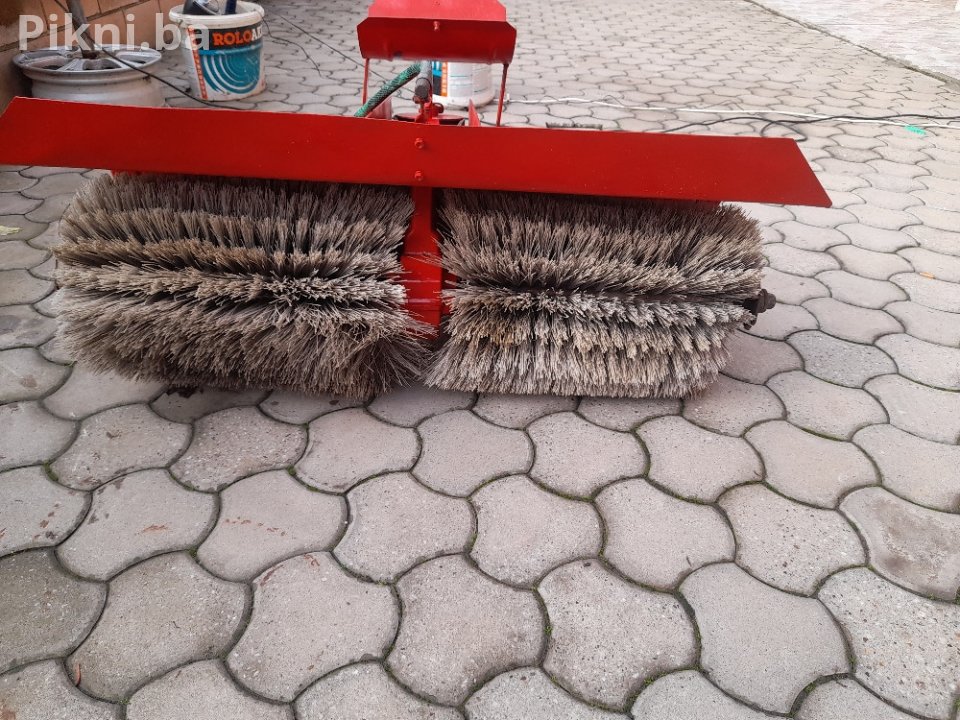 Rotirajuca cetka metla freza motokultivator traktor imt