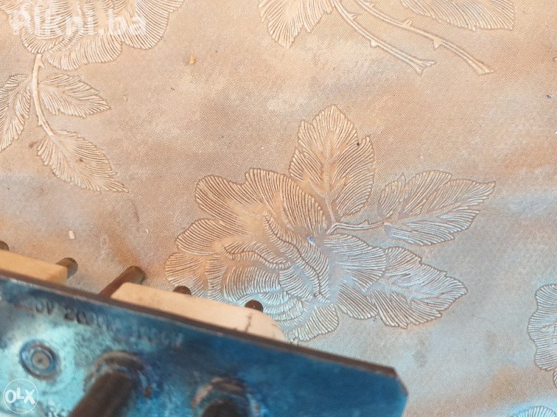 Oglas: DVA GRIJAČA ZA PEĆNICU 2000W (40 cm Širina) ISPRAVNI!