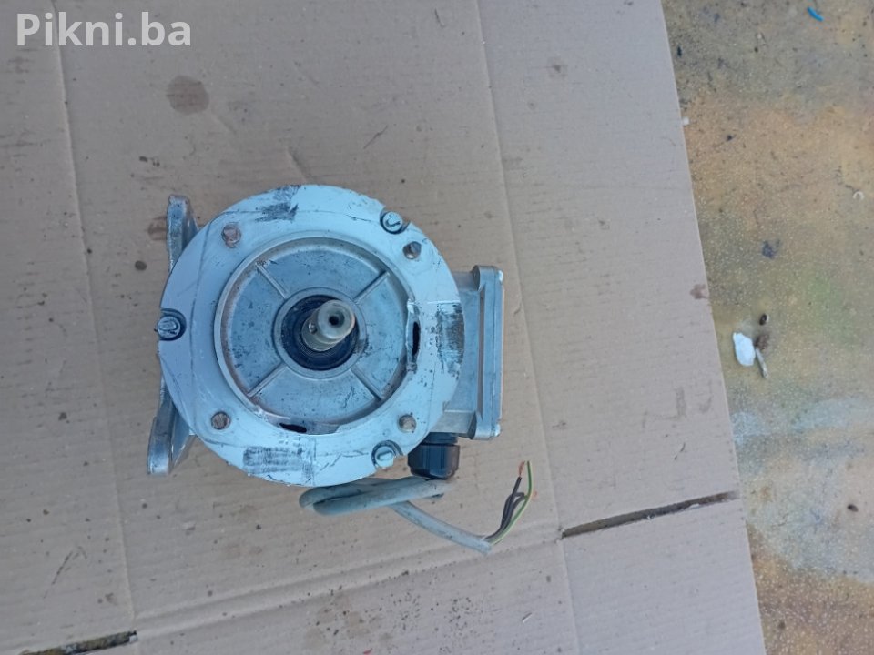 HITNO! Industrijski Motor NASH ELMO 300W/2870 Obrtaja SAMO 120km