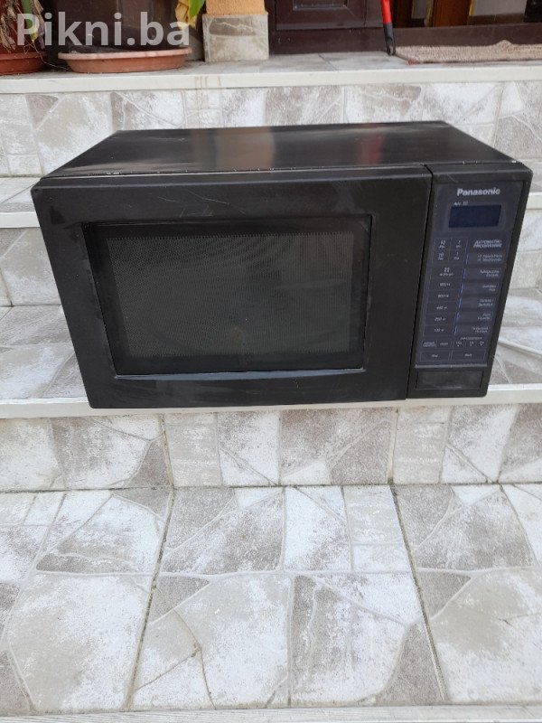 Profesionalna mikrotalasna Panasonic mikrovalna pec pecica