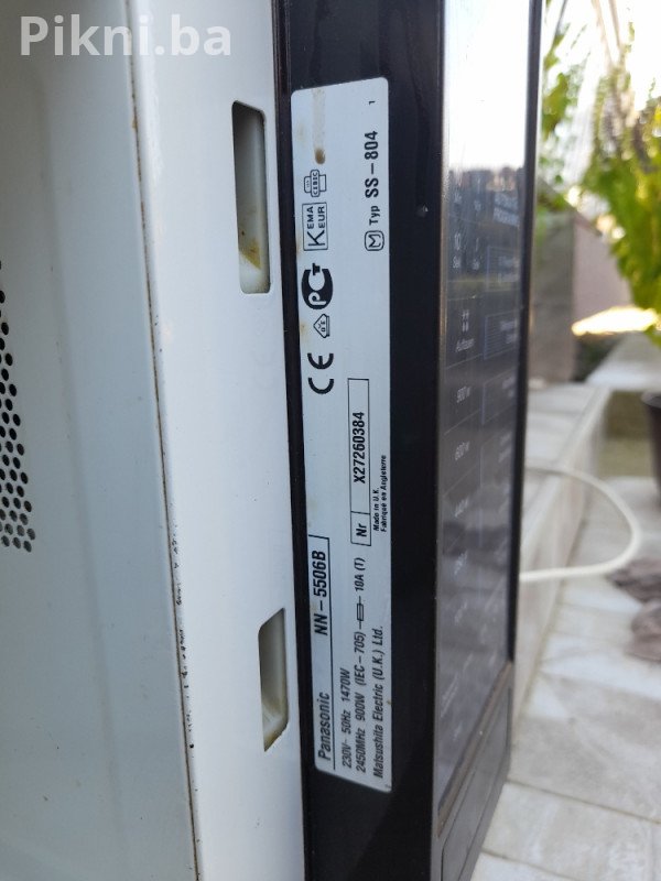 Profesionalna mikrotalasna Panasonic mikrovalna pec pecica