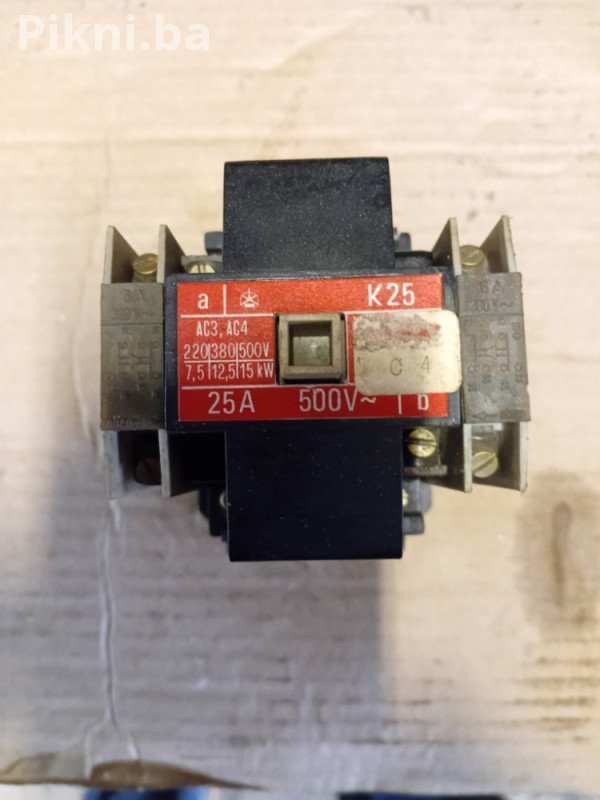Kontaktor iskra k25 25A 220v sklopke prekidaci elektro meterijal