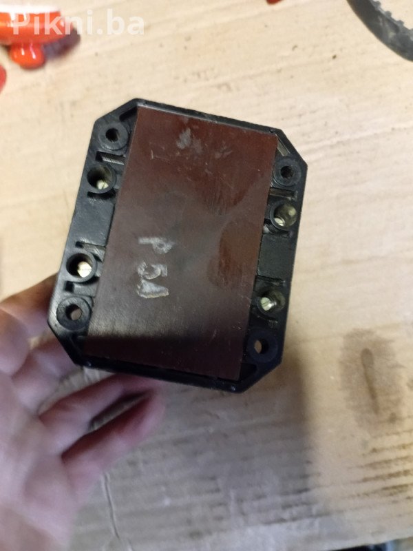 Kontaktor iskra k25 25A 220v sklopke prekidaci elektro meterijal