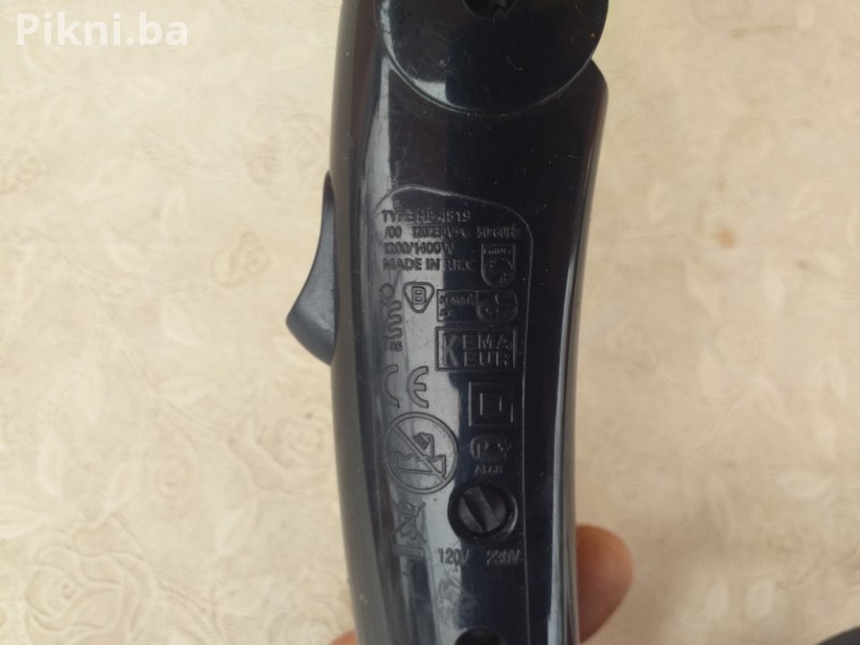 Fen za kosu PHILIPS 1200w 2 brzine preklapa se