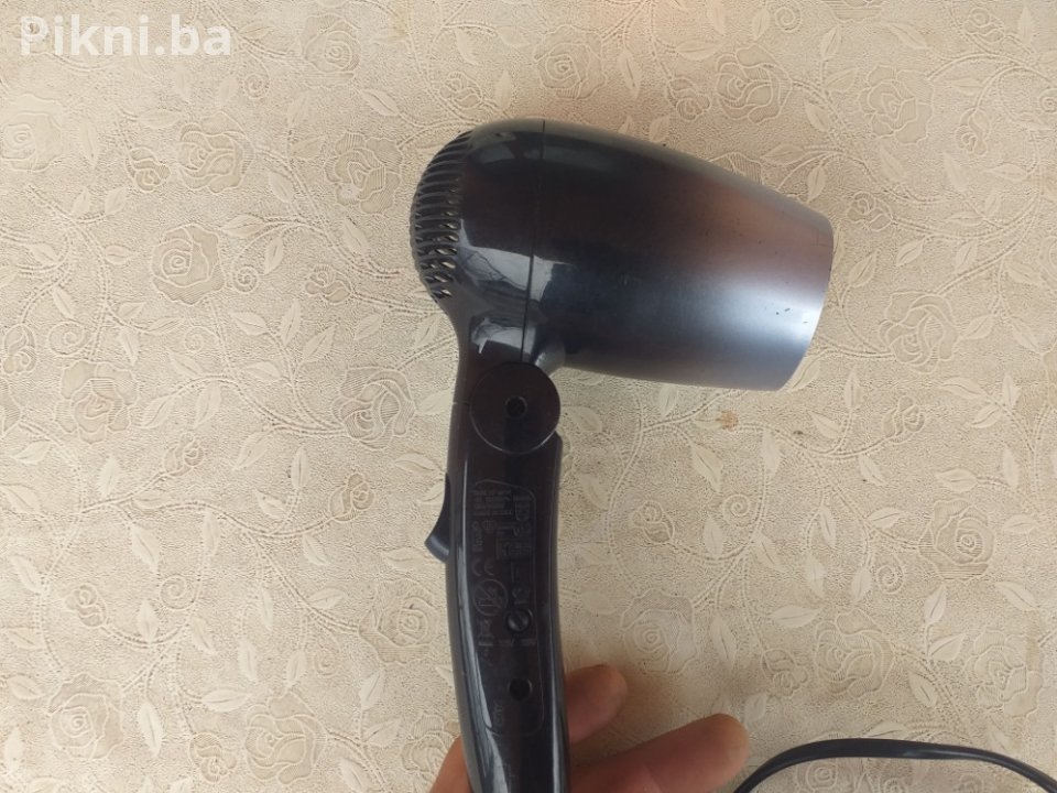 Fen za kosu PHILIPS 1200w 2 brzine preklapa se