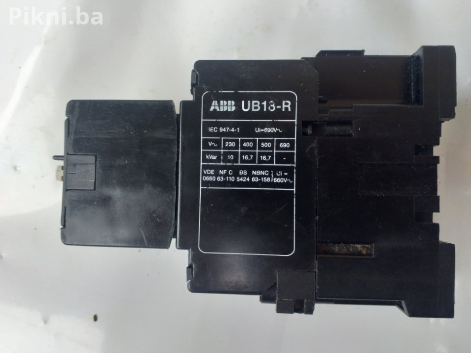 Vrhunski Industrijski Kontaktor (Sklopnik) ABB 220V 50/60Hz