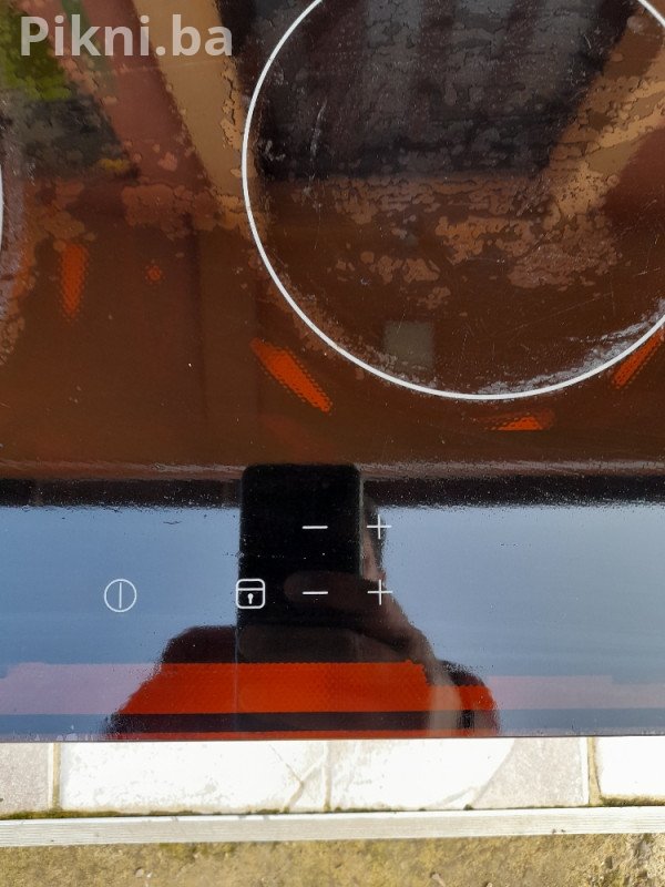 Ugradbena ploca na Tač elektricni storet Ikea germany