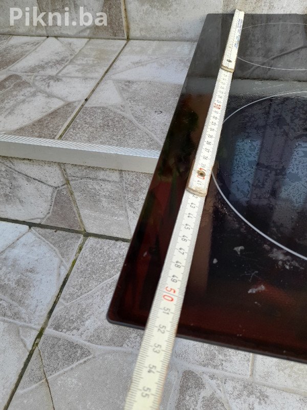 Ugradbena ploca na Tač elektricni storet Ikea germany
