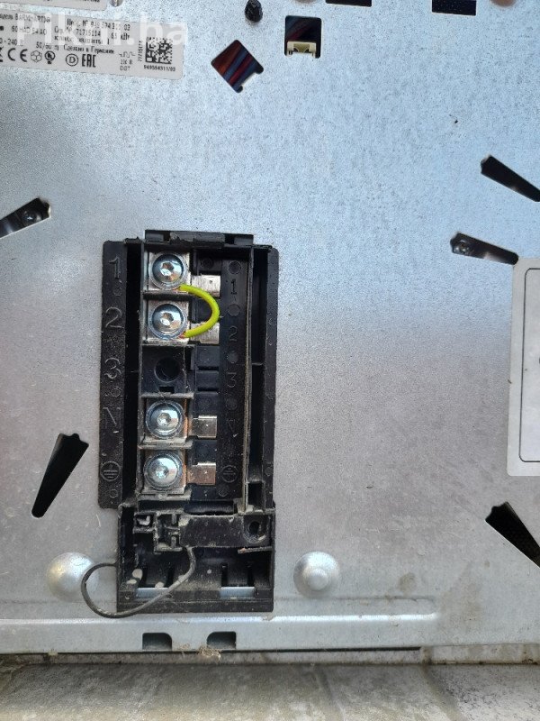 Ugradbena ploca na Tač elektricni storet Ikea germany