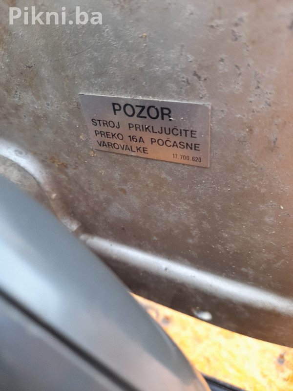 JAKA Iskra Industrijska Kružna Pila (Cirkular) KZ 126 A2, 1810W