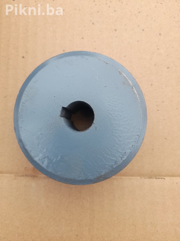 Remenica 790 390 180mm ekektro motor elektromotori