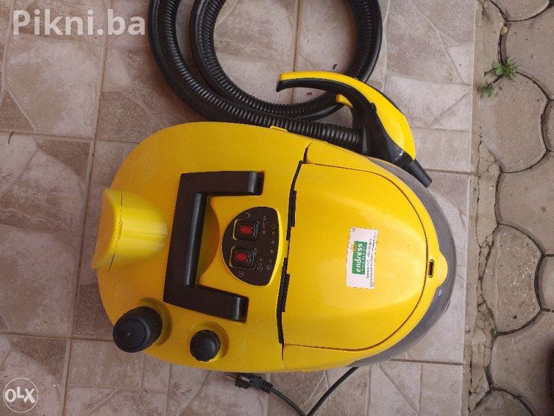 VULKAN CIJENA! KARCHER SV 7 Parni Usisivač / Paročistač 3 u 1