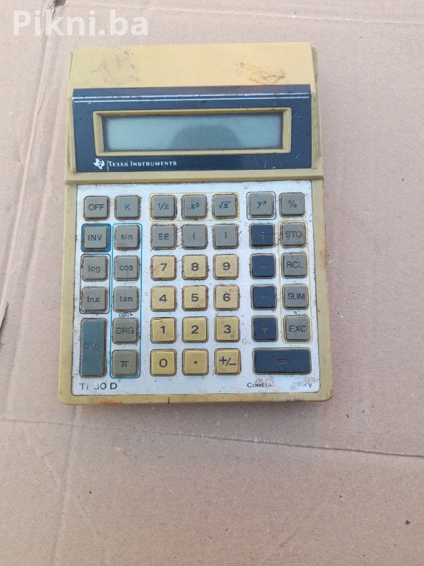 VINTAGE NAUČNI KALKULATOR TEXAS INSTRUMENTS TI-30 D