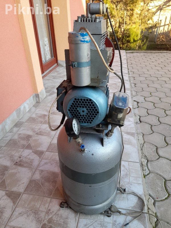 Profesionalni Stomatološki bešumni kompresor jugodent novi sad