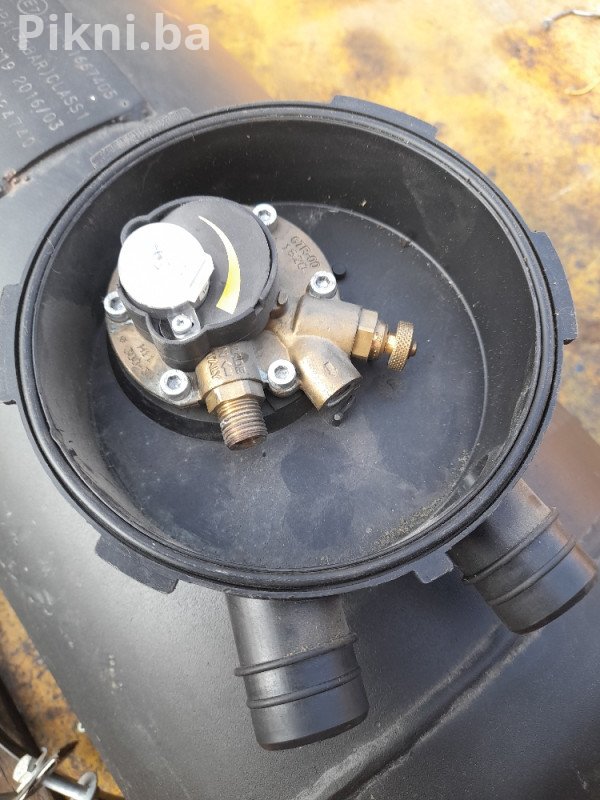 Boca za auto plin zemni gas 50 litara sa atestom