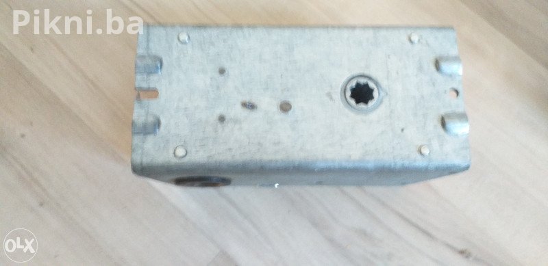 BELIMO KM 220 Aktuator za Klapne (220V)