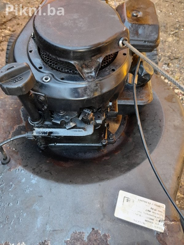 BRIGGS & STRATTON MOTOR za Kosilicu - Super Stanje HITNA PRODAJA