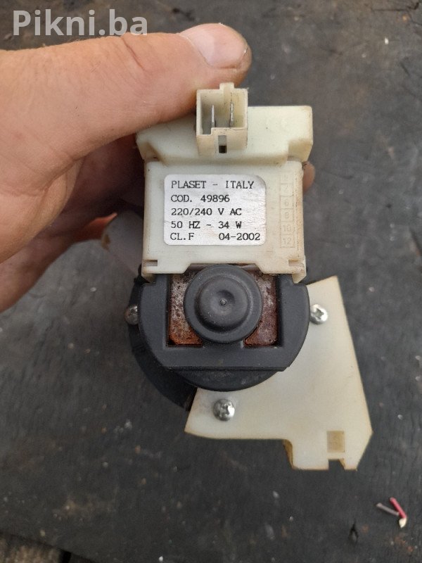 ORIGINAL PlaSet Odvodna Pumpa (34W) - Odličan Izbor!