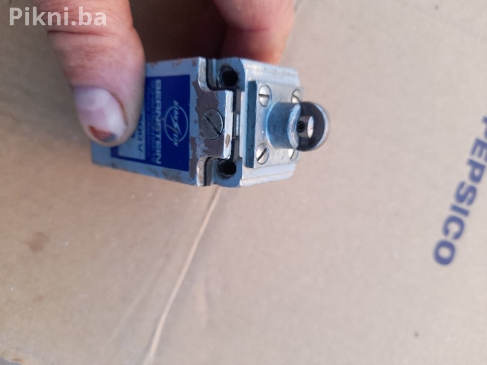 BERNSTEIN Granični Prekidač 10 A 500 V IP65 Made in W - Germany
