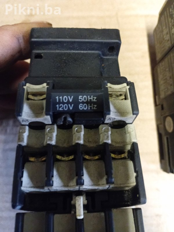 Kontaktor Moeller 20A 110v sklopka prekidac elektro material