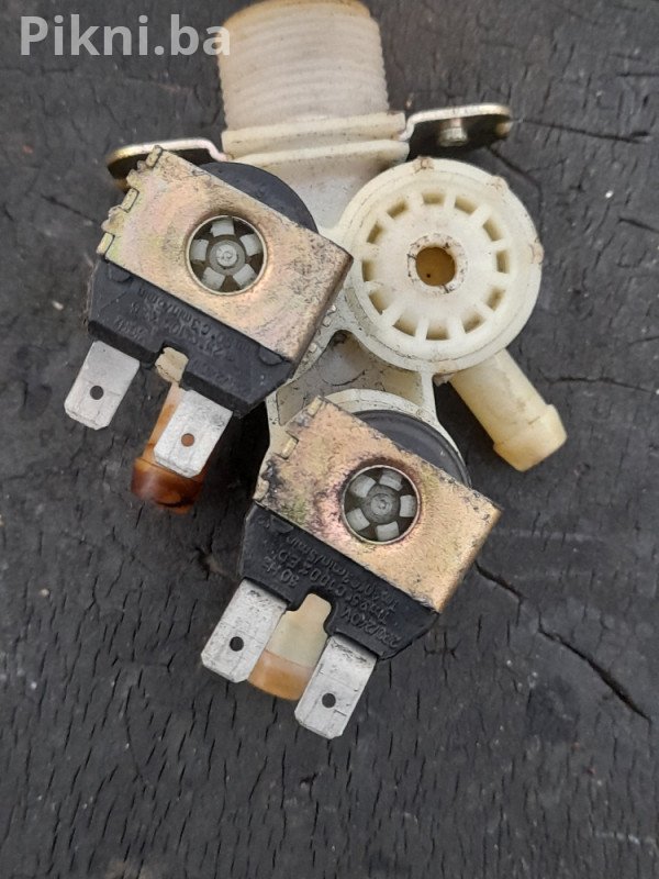 Elektromagnetni Ventil za Vodu (220V) - DVOGRANATI
