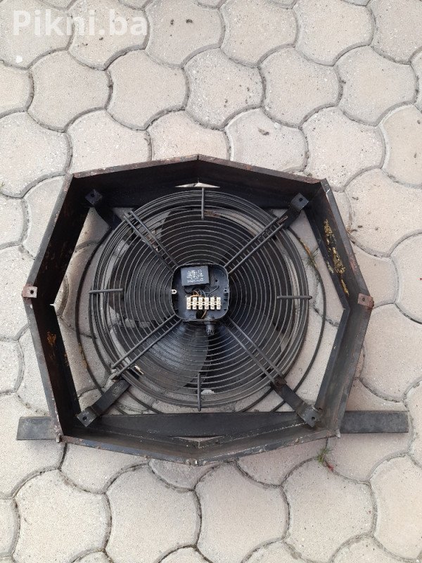 * Aksijalni Ventilator Turbina 220V - Super Ispravan, Samo 100 KM