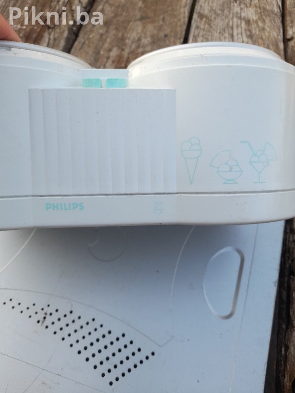 Hitna prodaja! Philips aparat za sladoled sa dve komore - samo 80