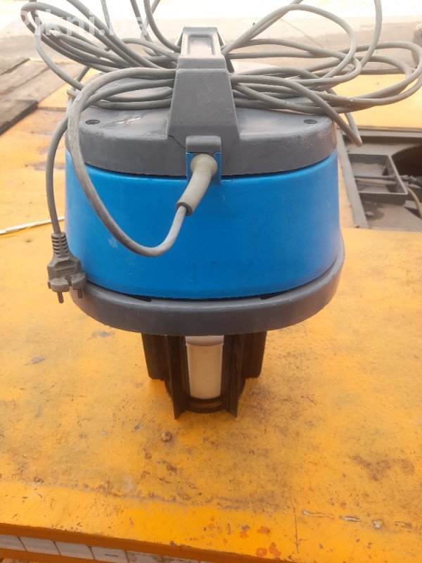 Profesionalni usisivač MOTOR 1450W - Mokro i suvo usisavanje!