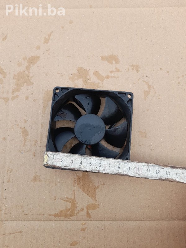 Ventilator turbina 12v coler hladnjak 9x9x3cm