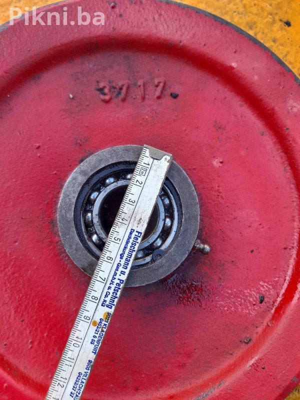 Livena Remenica elektro motor elektromotori dupli kombajn dijelovi