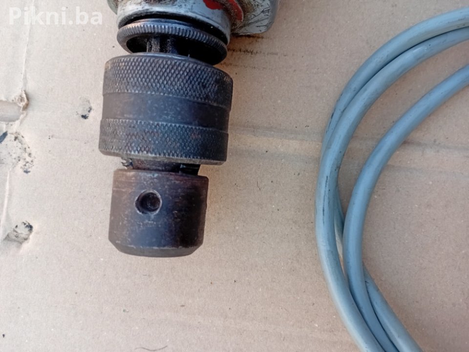 Busilica iskra citaj pod detaljno