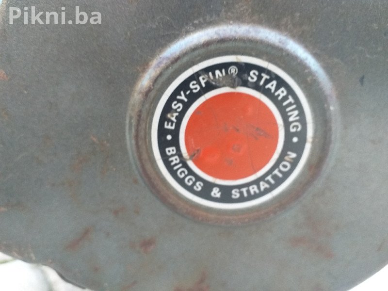 Agregat na benzin sa motorom BRIGGS & STRATTON 8HP