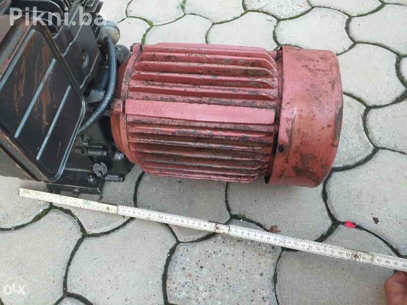 Agregat na benzin sa motorom BRIGGS & STRATTON 8HP