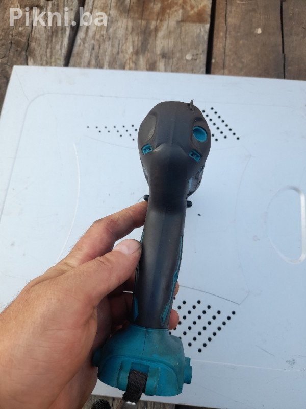 Hitna prodaja: Makita 24V aku bušilica - samo 30 KM!