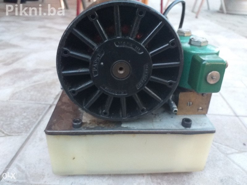 Povoljno! Hidraulična pumpa 220V - S magnetnim ventilima i rezerv
