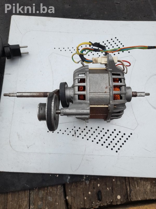 Elektro motor za sušnicu veš mašinu - super ispravan, samo 60 KM!