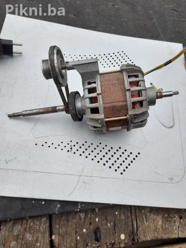 Elektro motor za sušnicu veš mašinu - super ispravan, samo 60 KM!