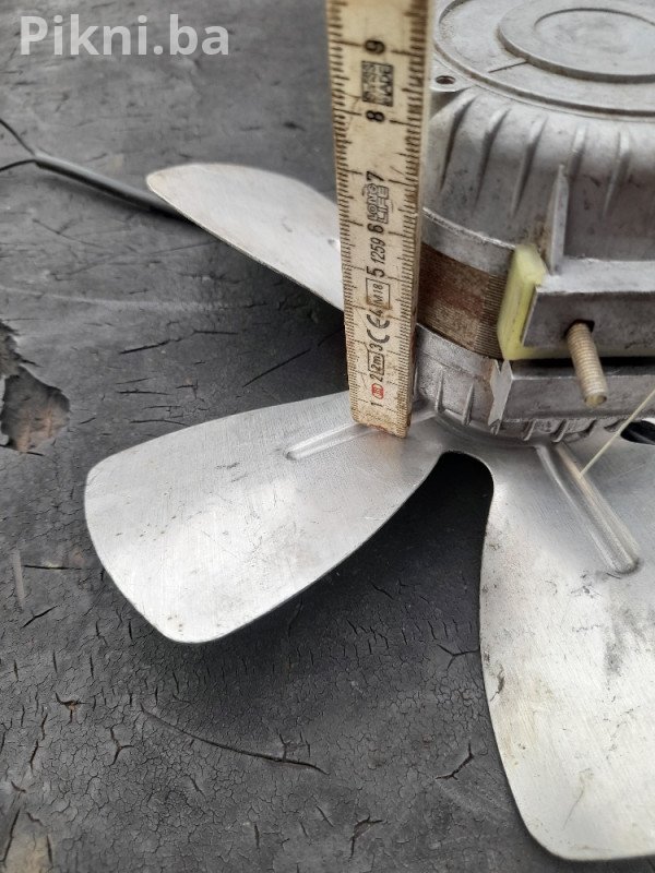 Prodajem Ventilator Turbinu Iskra - Odlična Povoljna Ponuda!
