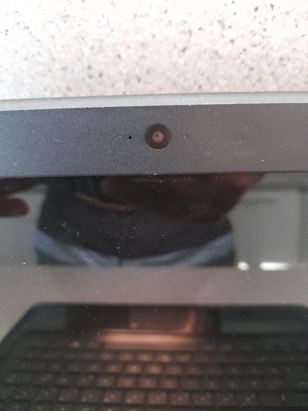 HIT PONUDA! Compaq CQ58 Laptop BATERIJA DRŽI PREKO 4H! 4GB RAM-a