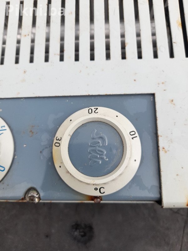 Grijalica 1200W - Jaka i robusna za radionice i garaže!