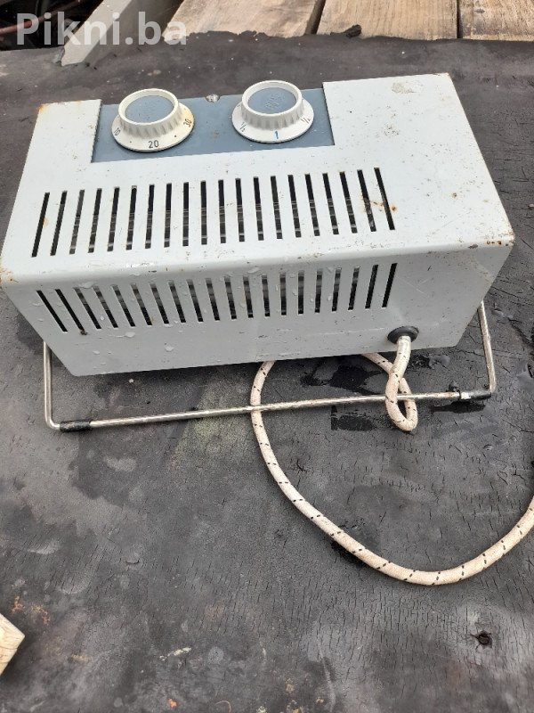 Grijalica 1200W - Jaka i robusna za radionice i garaže!