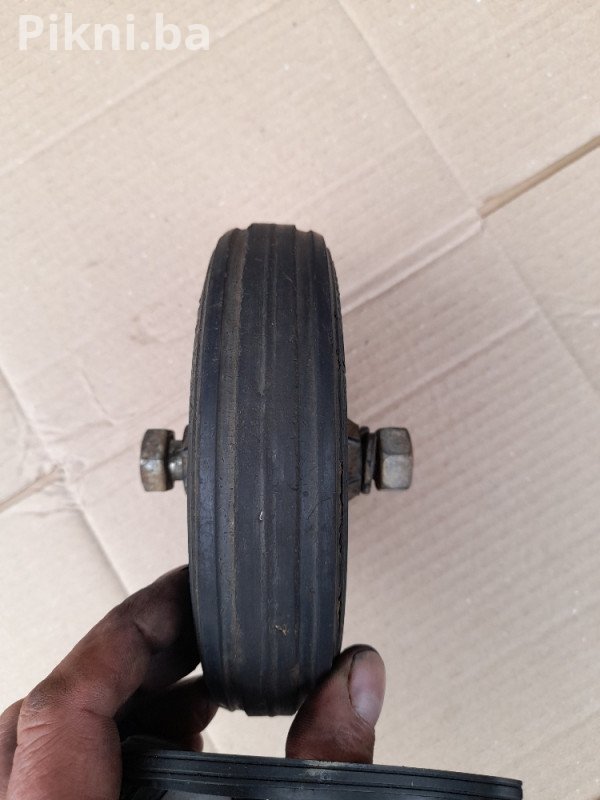 Profesionalni Gumeni Točak POSTOJINA (140mm) 80/90x40 Za Mašine