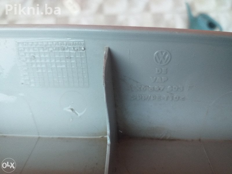 Plastika zadnjeg gepeka golf 5